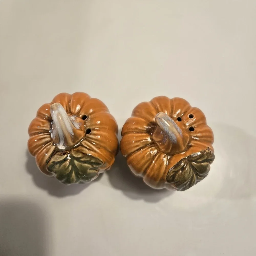 Pumpkin Salt & Pepper‎ Shakers Orange Thanksgiving Autumn Harvest Table Decor